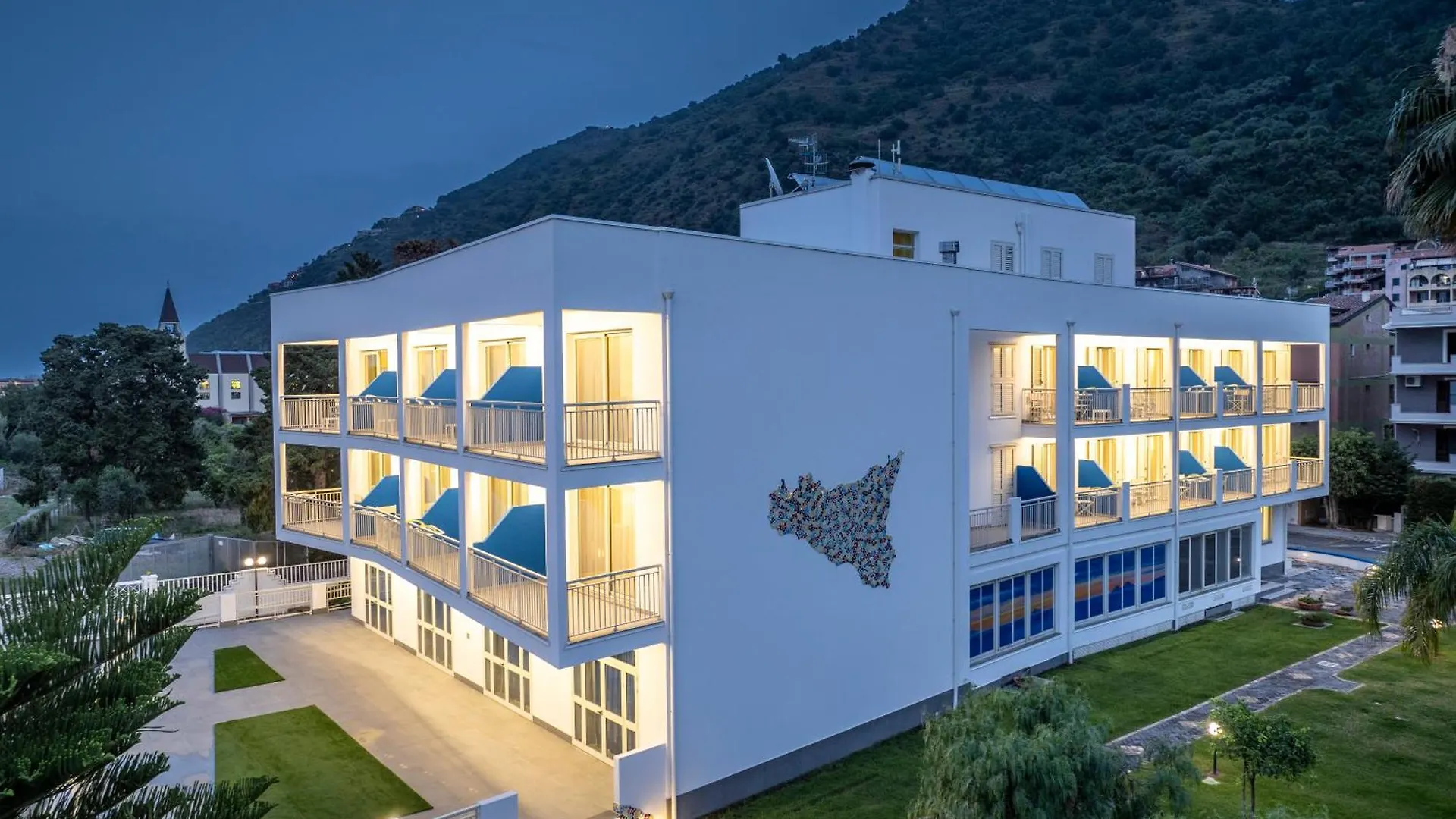 Riviera Del Sole Hotel Resort Spa Piraino